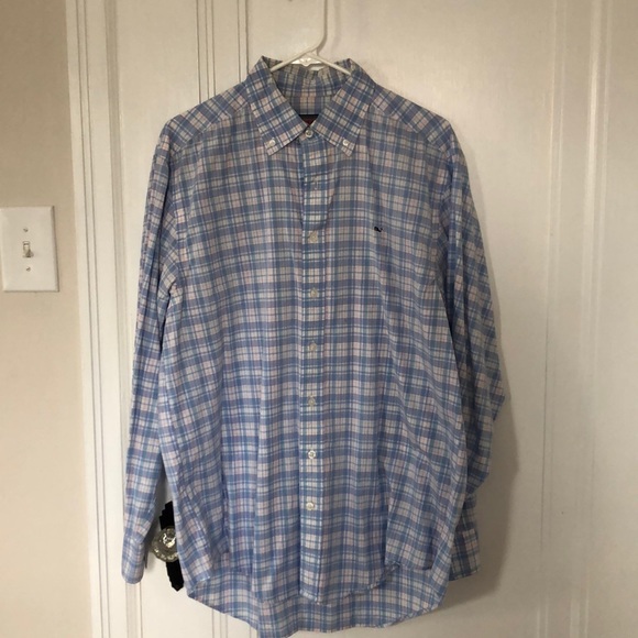 Vineyard Vines button down - Picture 1 of 6